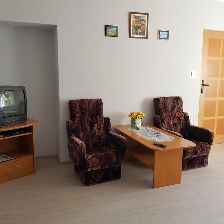 Apartamento Jasmin Budry Exterior foto