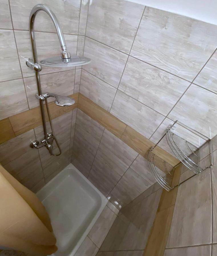Apartamento Jasmin Budry Exterior foto