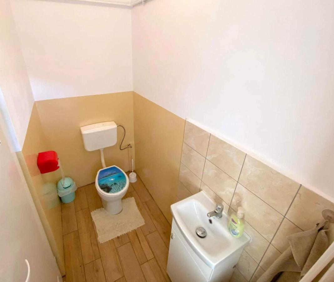 Apartamento Jasmin Budry Exterior foto
